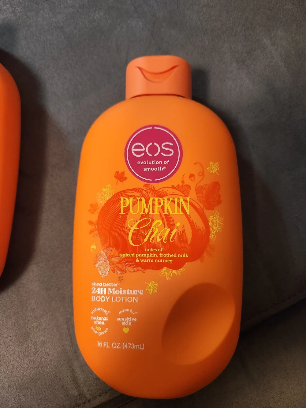 eos Pumpkin Chai Body Lotion
